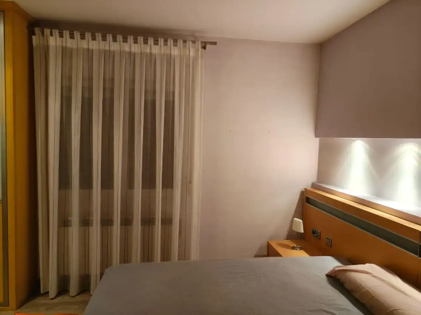 Habitación de Piso de alquiler en Toledo con Aire acondicionado, Parquet y Amueblado