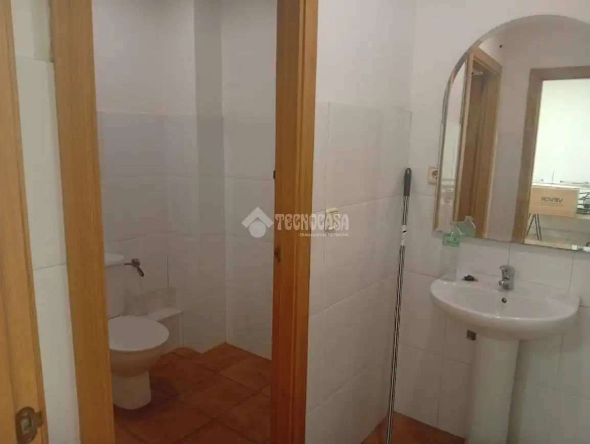 Local comercial en venda a Centre - Eixample – Can Llobet, imagen 16