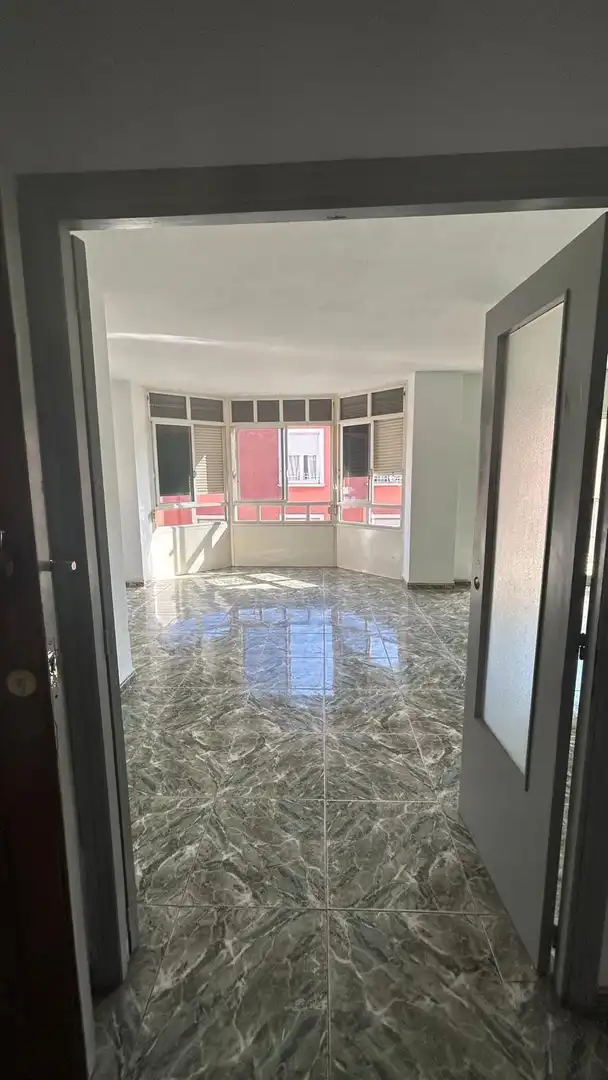 Piso en venta en Murcia con Balcón