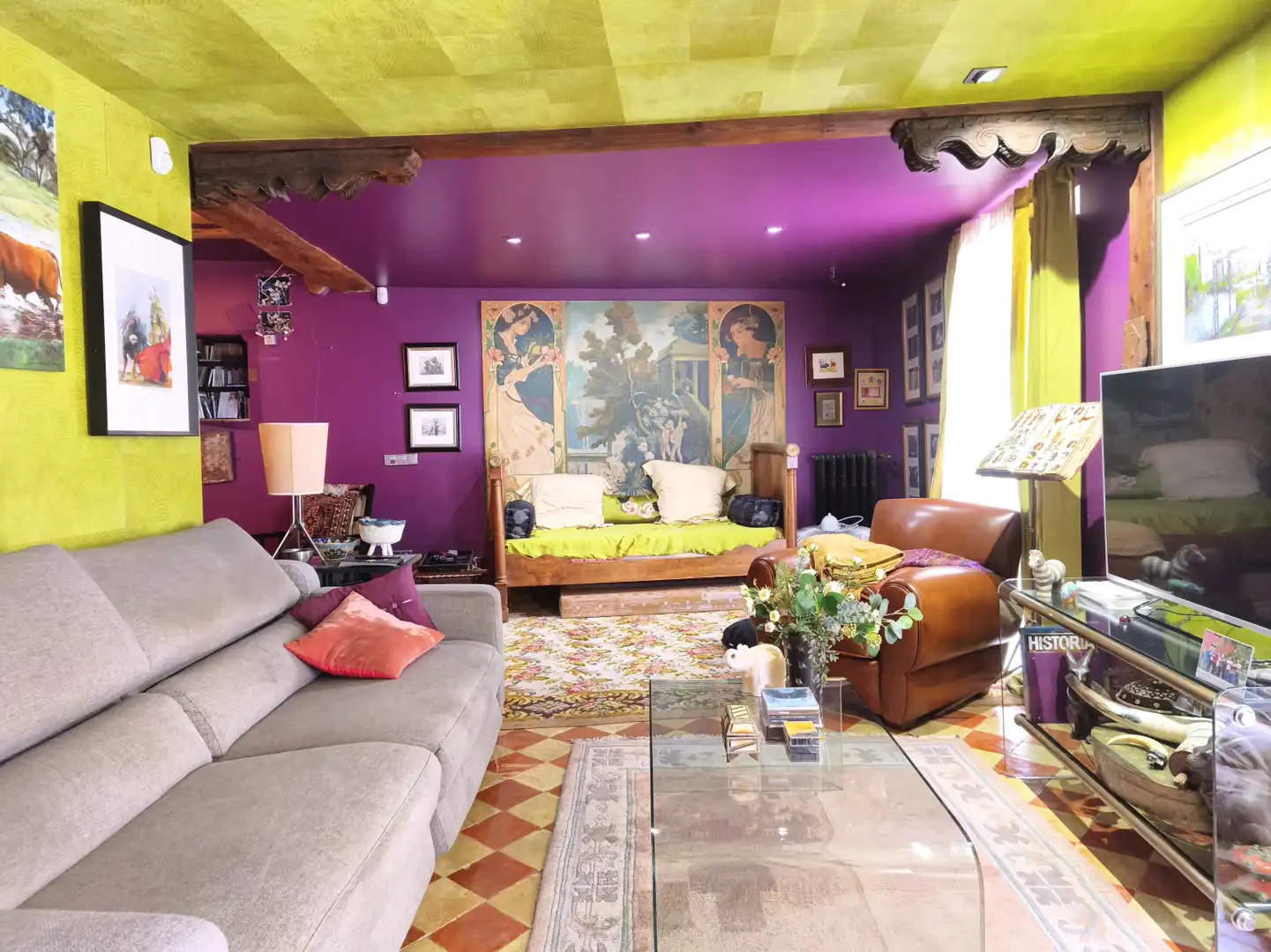 Sala d'estar de Casa adosada en venda en Clavijo amb Calefacció, Traster i Balcó