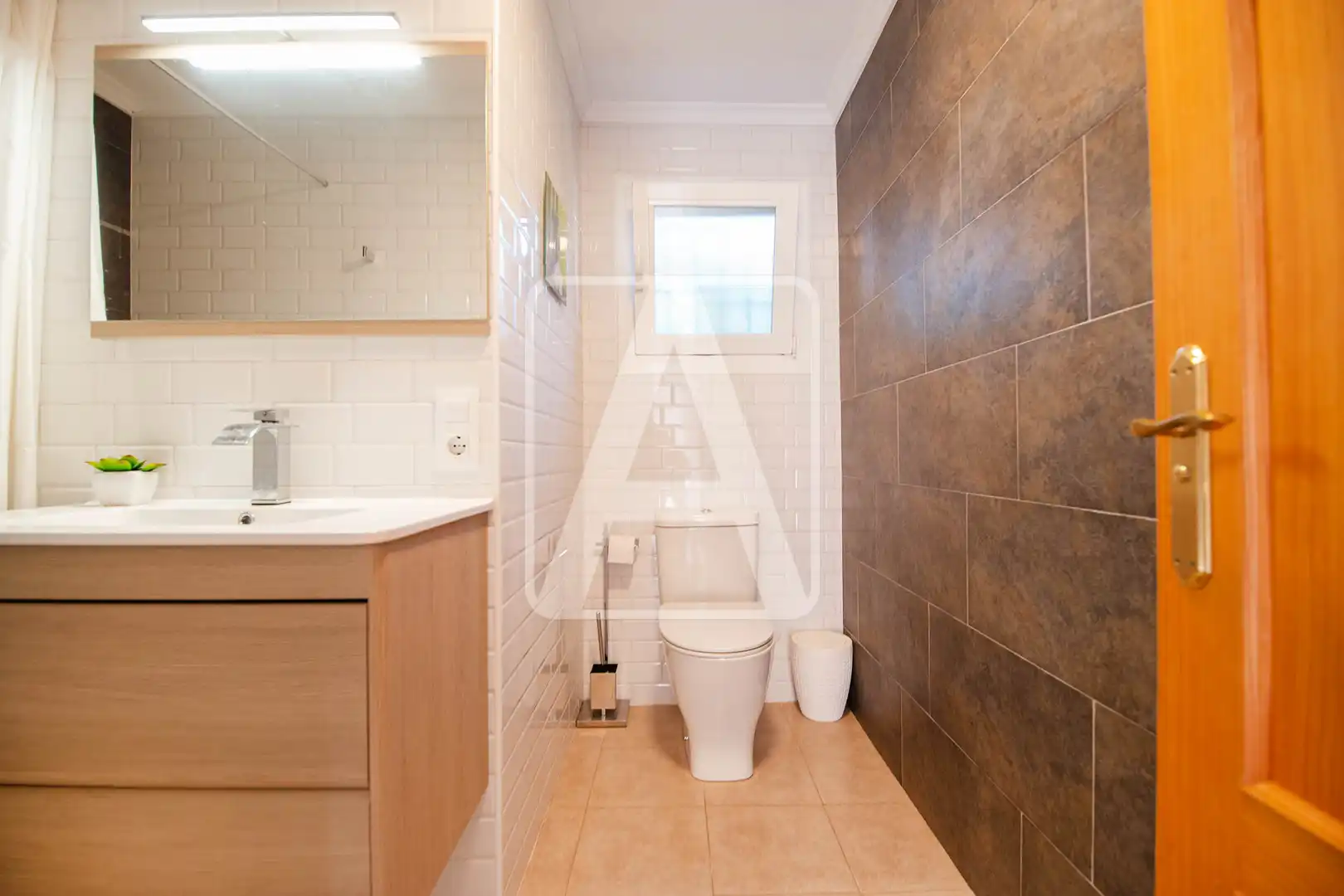 Bany de Casa o xalet en venda en Calpe / Calp amb Aire condicionat, Calefacció i Jardí privat