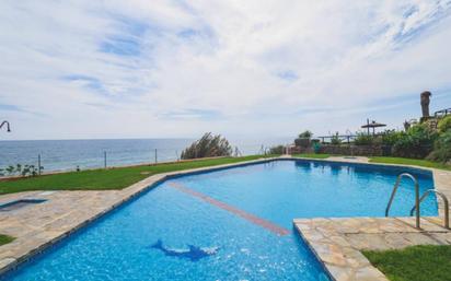 Swimming pool of House or chalet for sale in Estepona  with Private garden, Terrace and Swimming Pool