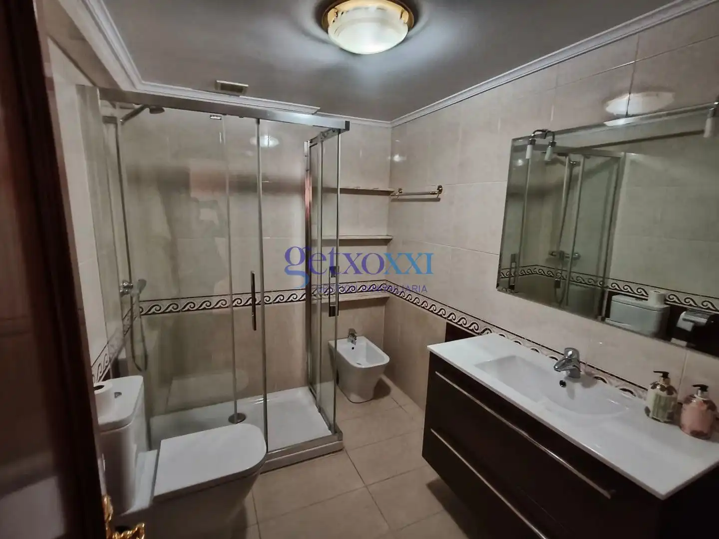 Baño de Piso en venta en Getxo  con Calefacción y Trastero