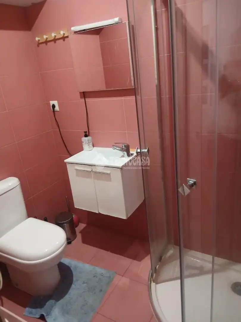 Baño de Piso en venta en Alicante / Alacant con Aire acondicionado y Balcón