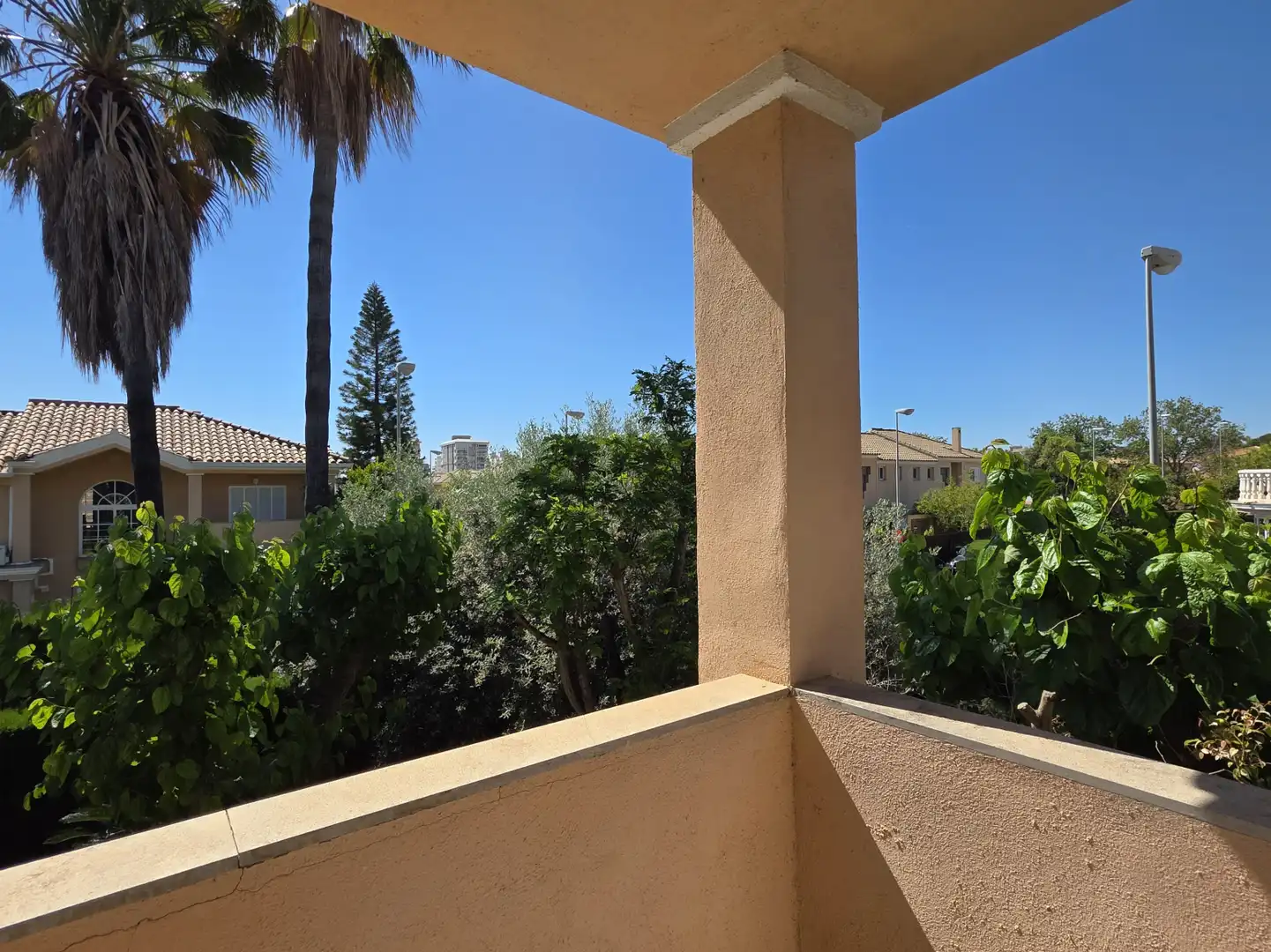 Terrassa de Casa adosada en venda en Benicasim / Benicàssim amb Calefacció, Jardí privat i Terrassa