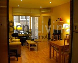 Living room of Flat to rent in  Barcelona Capital  with Air Conditioner, Heating and Balcony