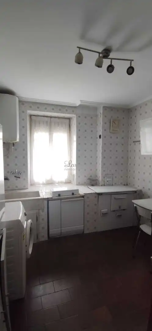 Küche von Wohnung zum Verkauf in Zeberio mit Abstellraum