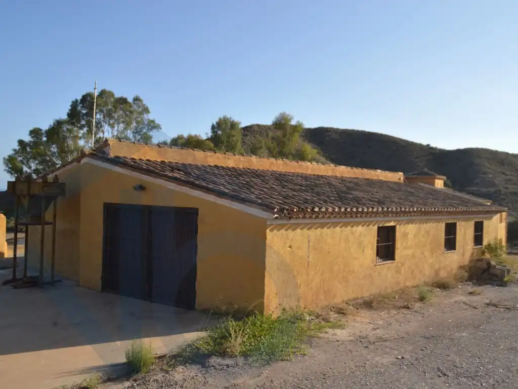 Vista exterior de Casa o xalet en venda en Águilas