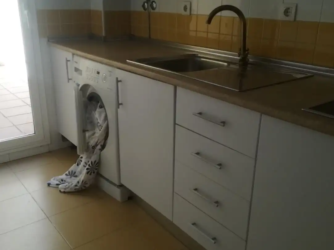 Cocina de Piso en venta en Pilas con Terraza, Trastero y Amueblado