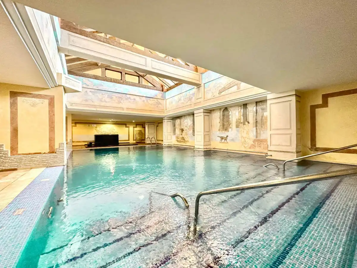 Piscina de Apartament en venda en Estepona amb Terrassa, Traster i Moblat