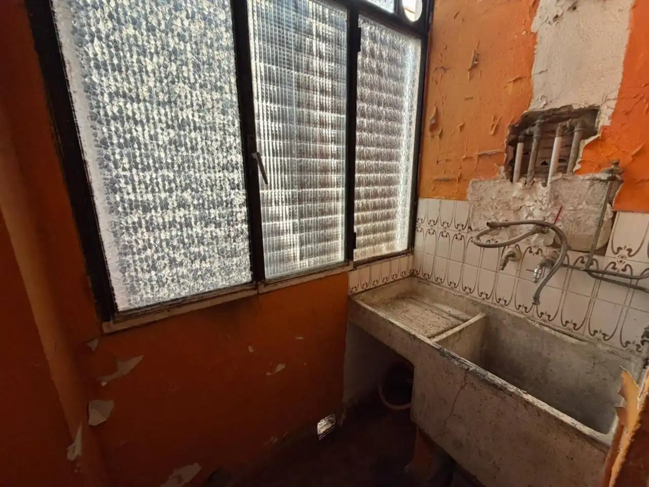 Cocina de Piso en venta en Ayora con Balcón