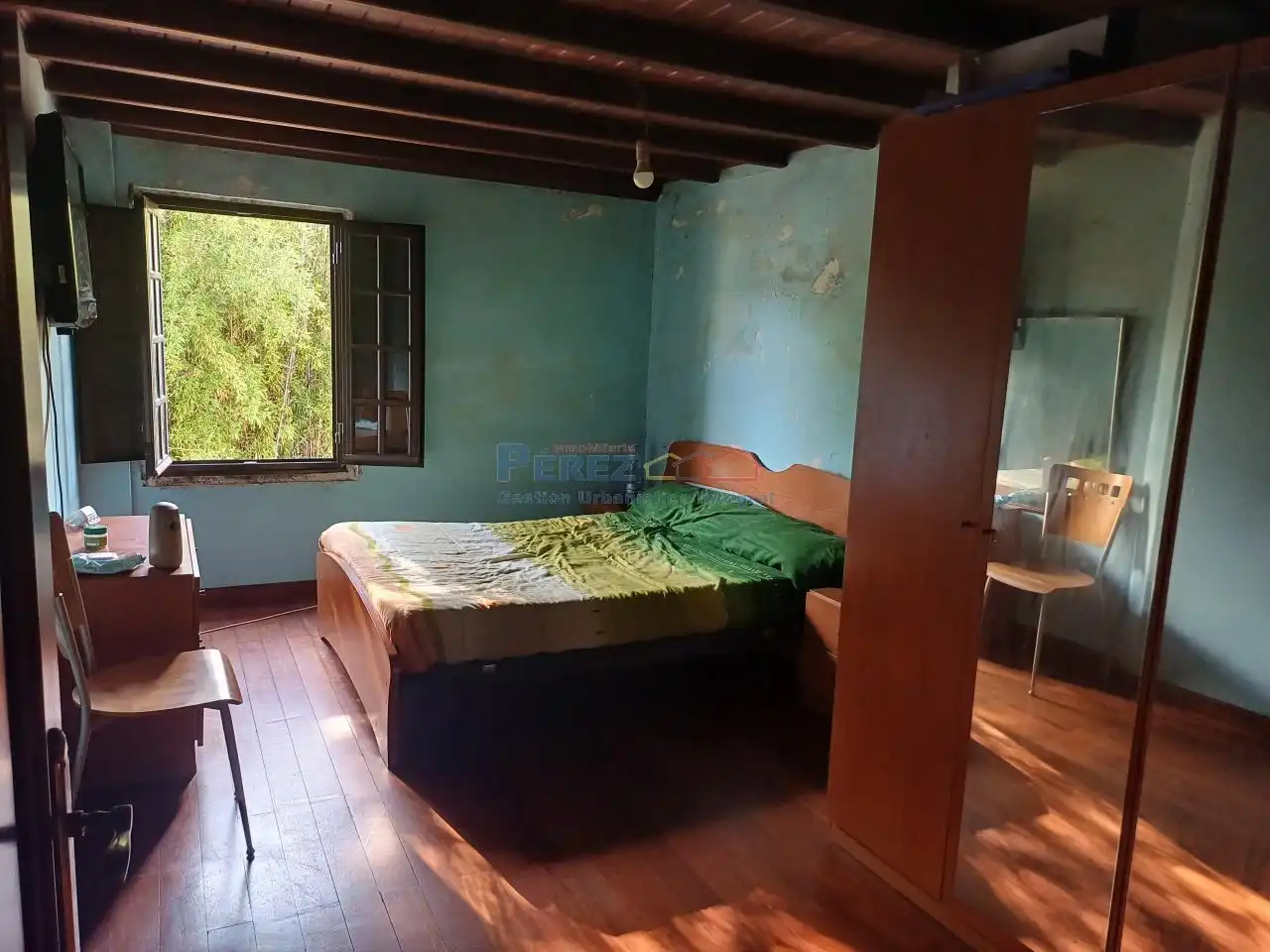 Habitación de Casa adosada en venta en Mugardos