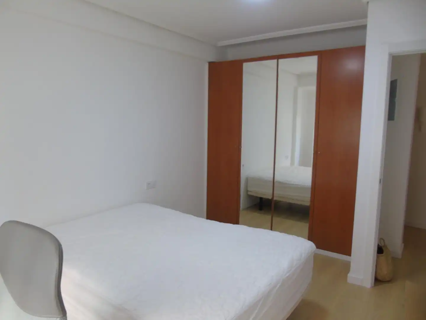 Schlafzimmer von Wohnung zur Miete in Burjassot