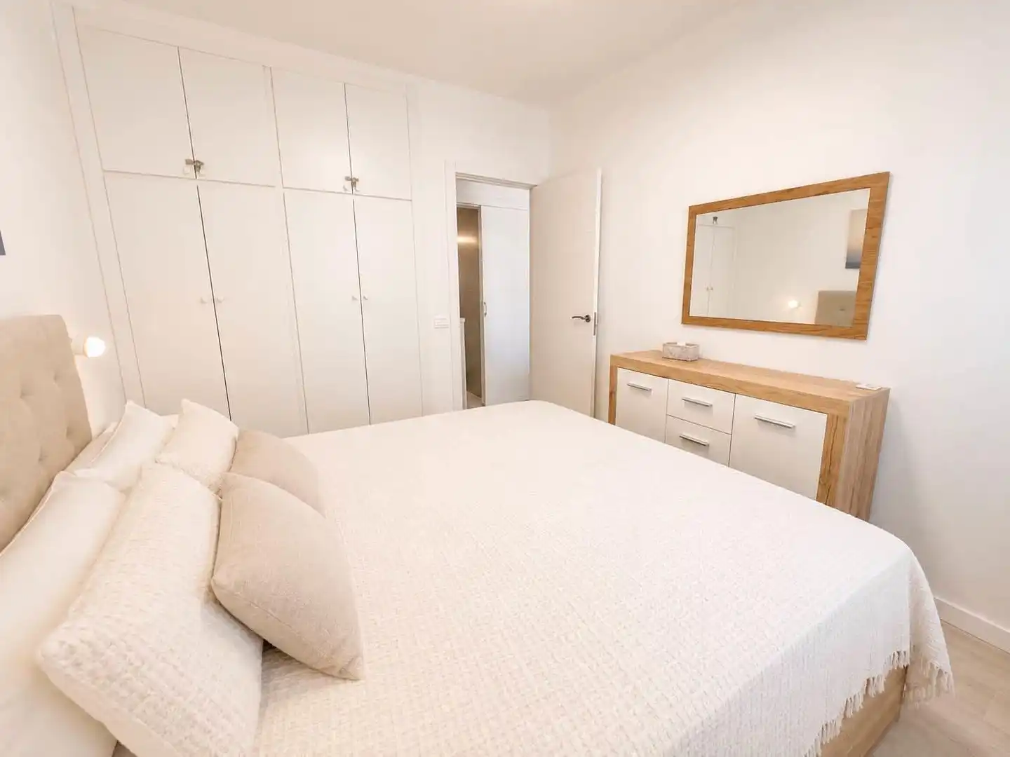 Apartment mit Pool zur Miete in Avenida Juan Carlos I 3, imagen 11