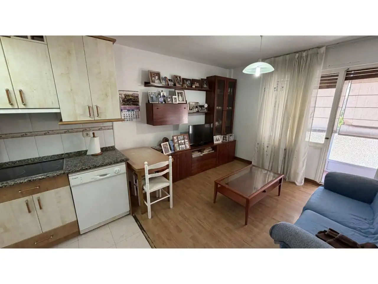 Sala de estar de Piso en venta en Espinosa de los Monteros con Calefacción, Terraza y Amueblado