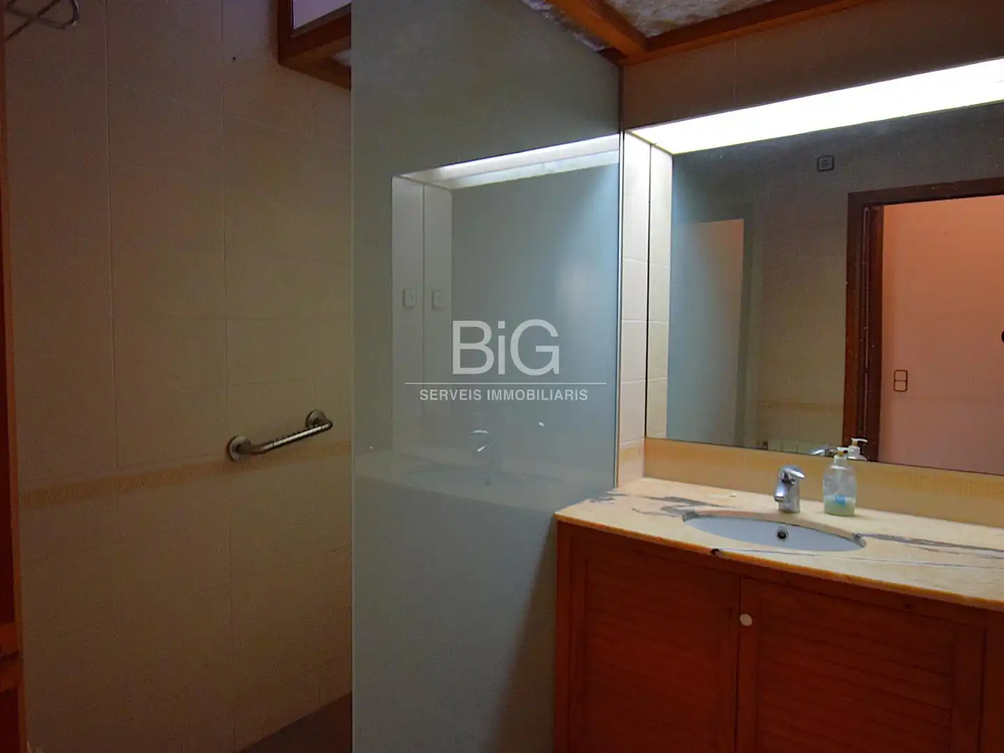 Bathroom of Houses for sale in Mataró  with Private garden, Terrace and Storage room