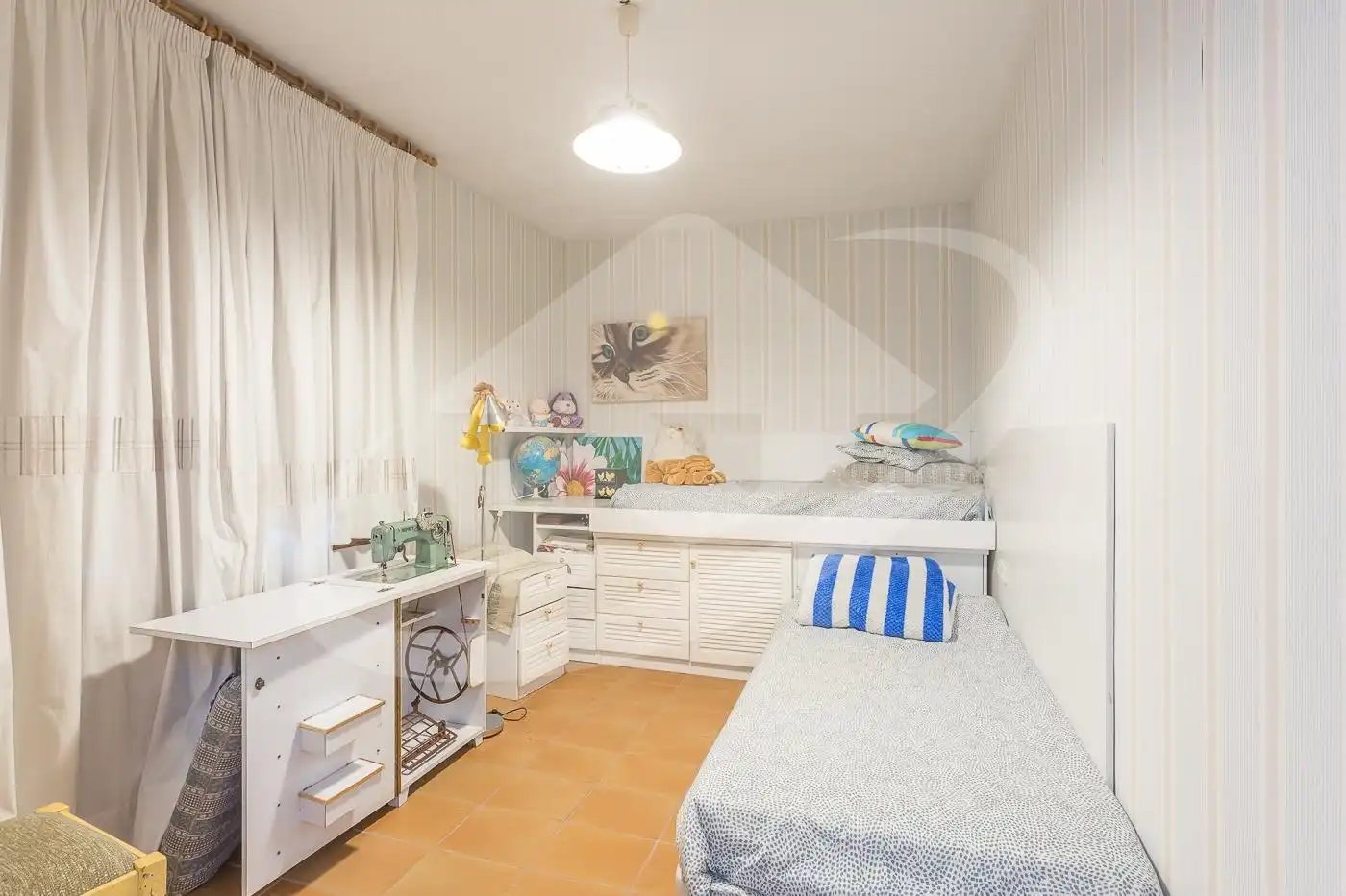 Habitación de Casa o chalet en venta en Castellar del Vallès con Calefacción, Jardín privado y Trastero