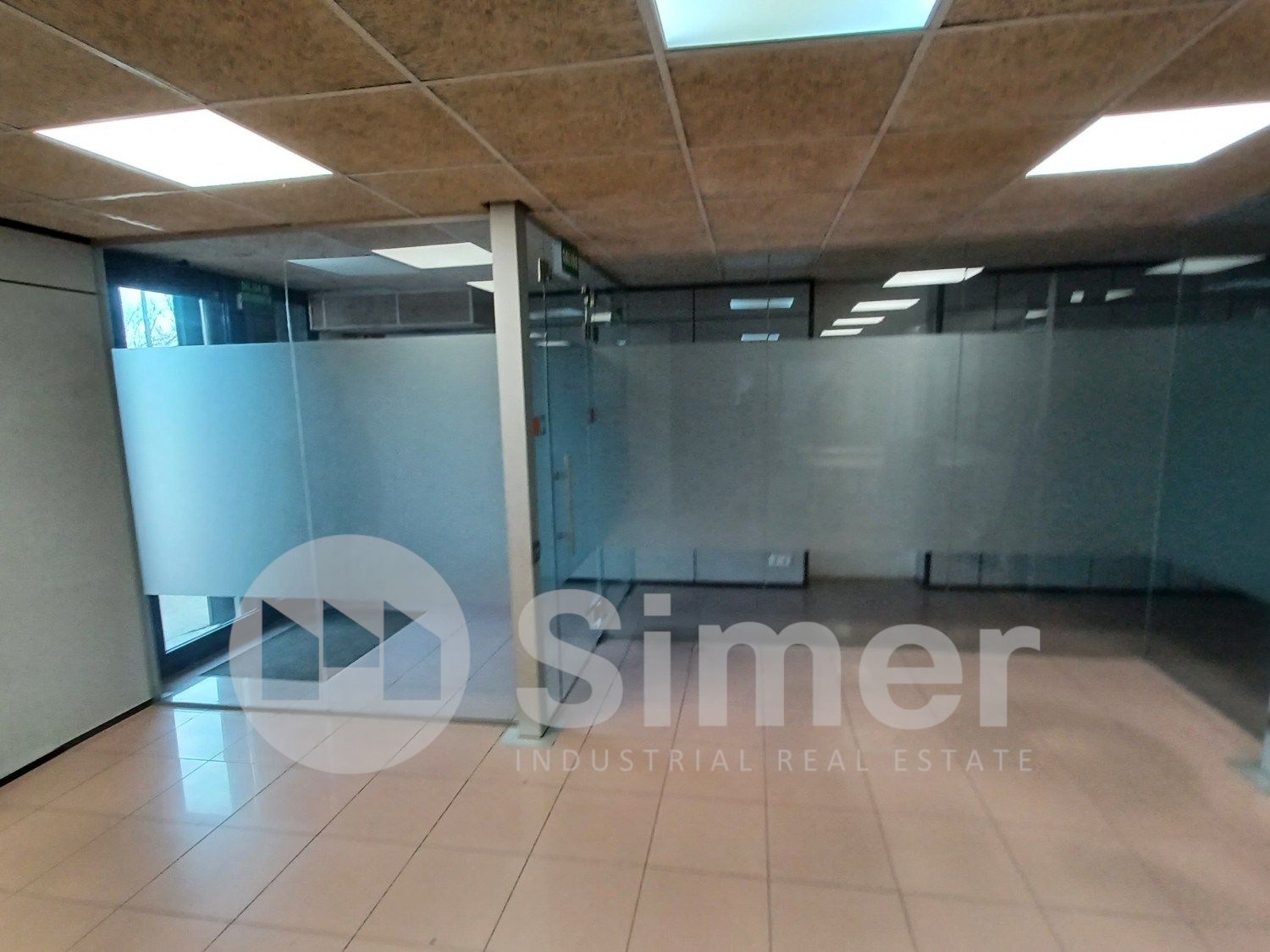 Nau industrial de lloguer en Lliçà d'Amunt