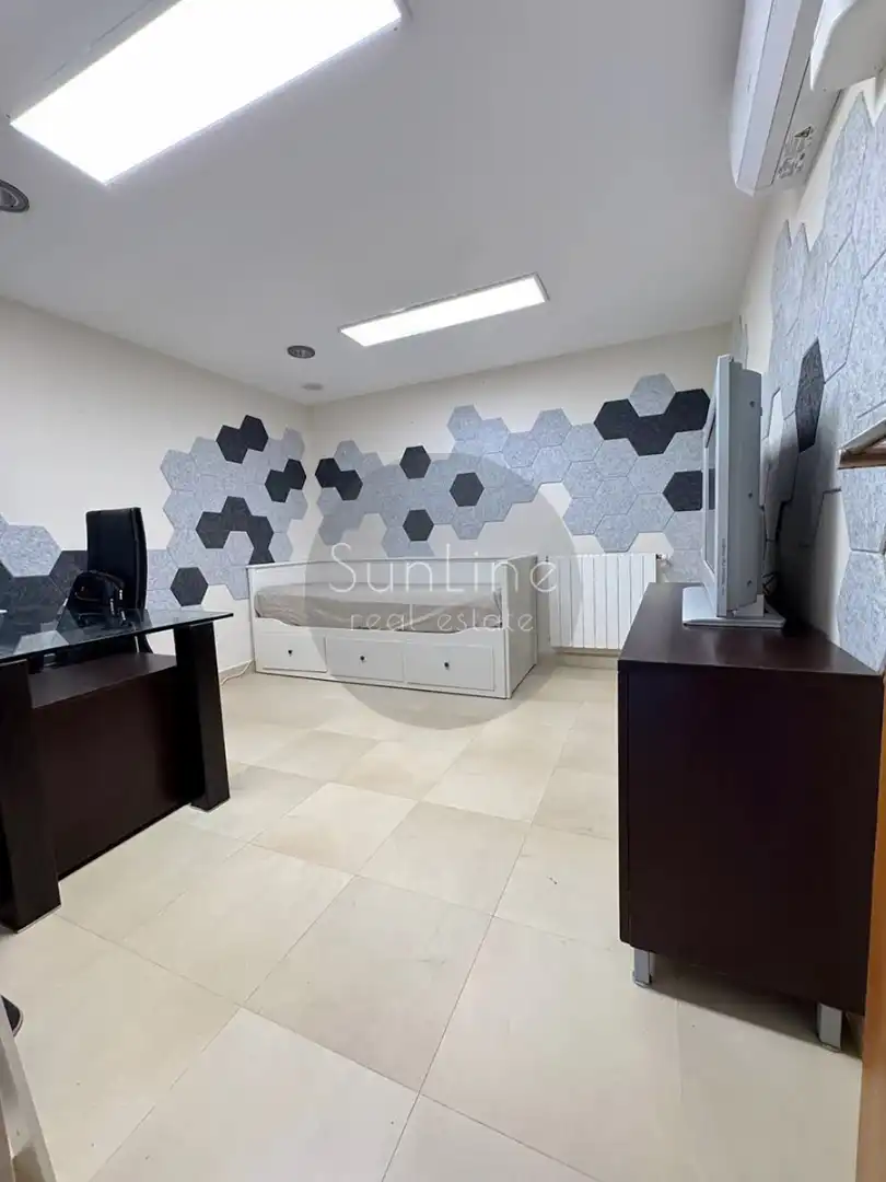 House with pool for sale in Carrer Font de la Carrasquera, imagen 100