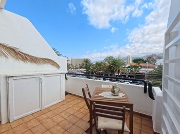Dúplex con piscina en venta en Avenida Santiago Puig 4