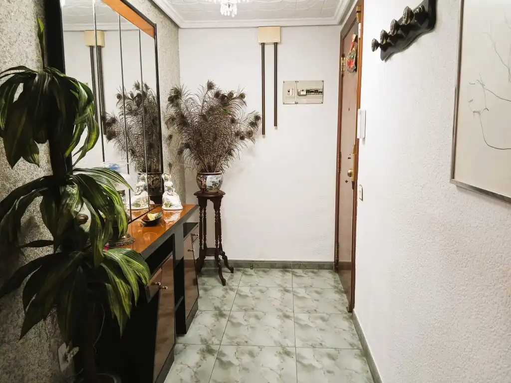 Piso en venta en Valencia con Aire acondicionado, Amueblado y Horno