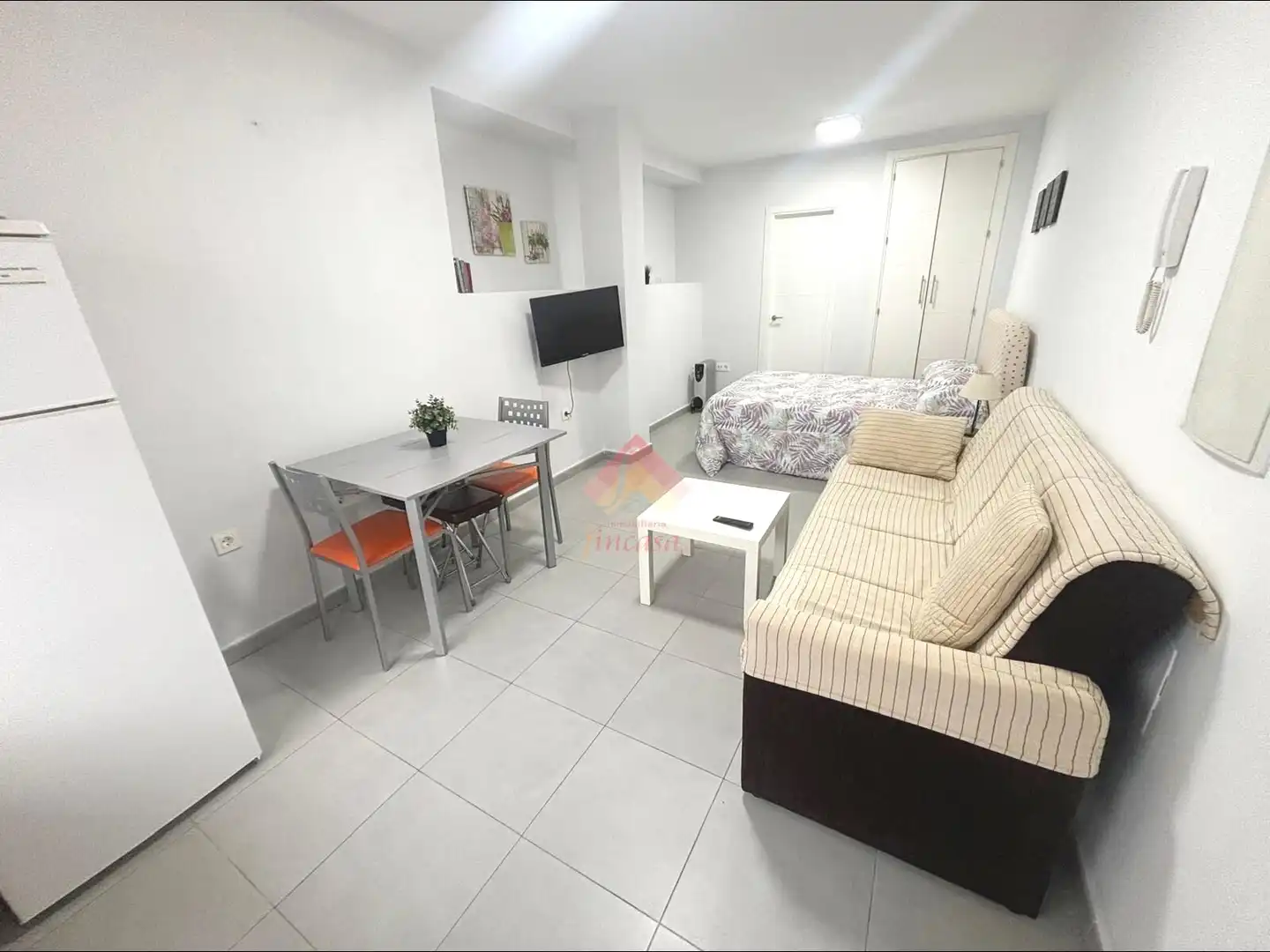 Study for rent in Centro