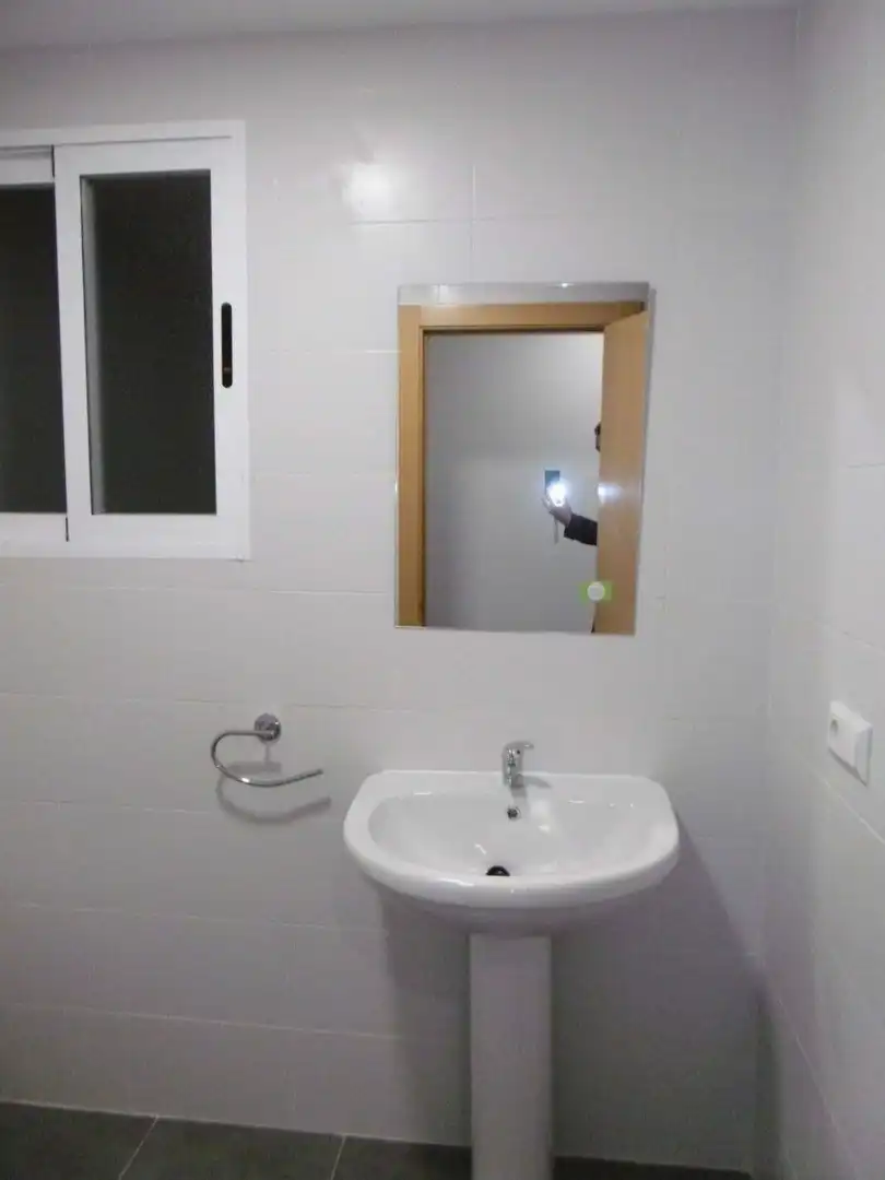 Bathroom of Flat for sale in Vall d'Alba  with Furnished