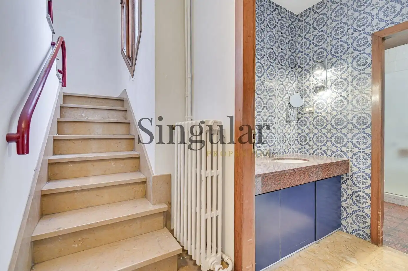 Ático en venta en Barcelona con Calefacción, Terraza y Piscina