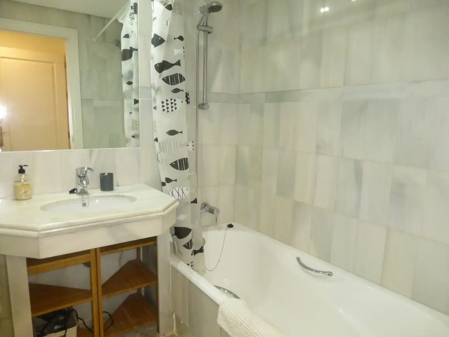 Bathroom of Ground floor for sale in Rota  with Air Conditioner, Private garden and Terrace