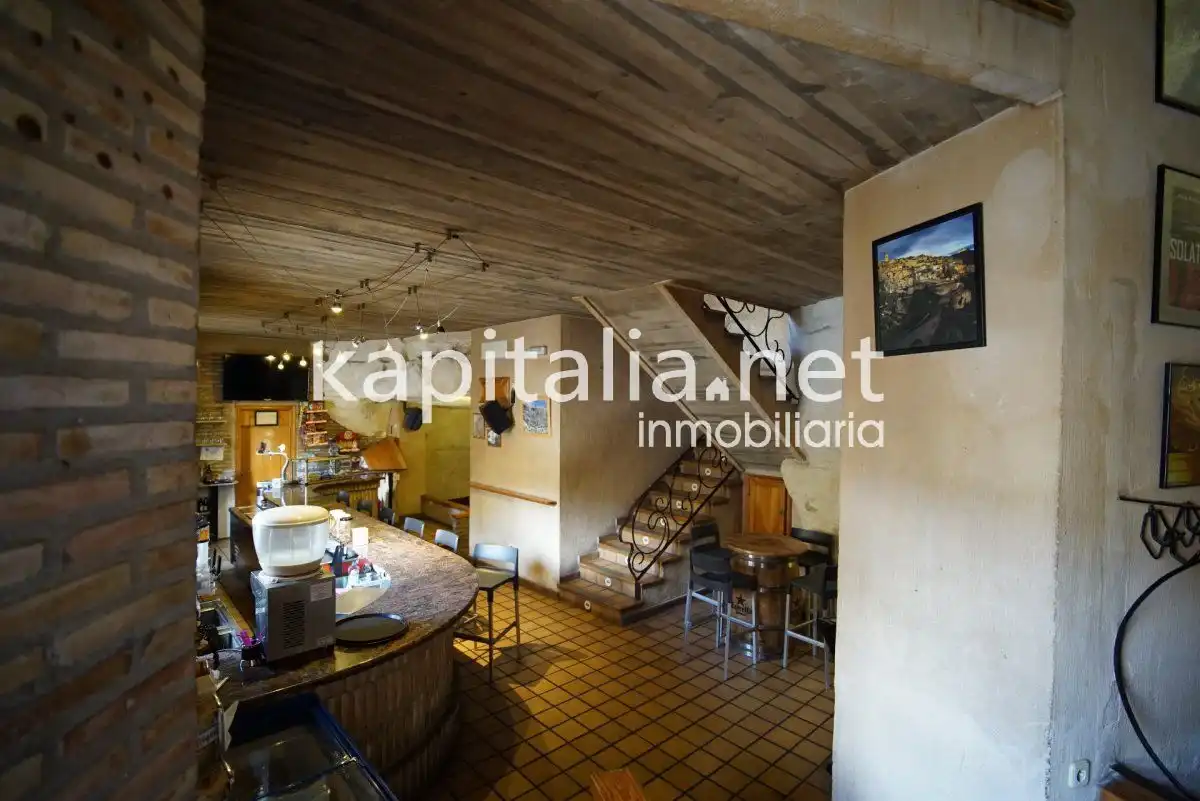 Commercial properties for sale in Bocairent  with Air Conditioner and Furnished