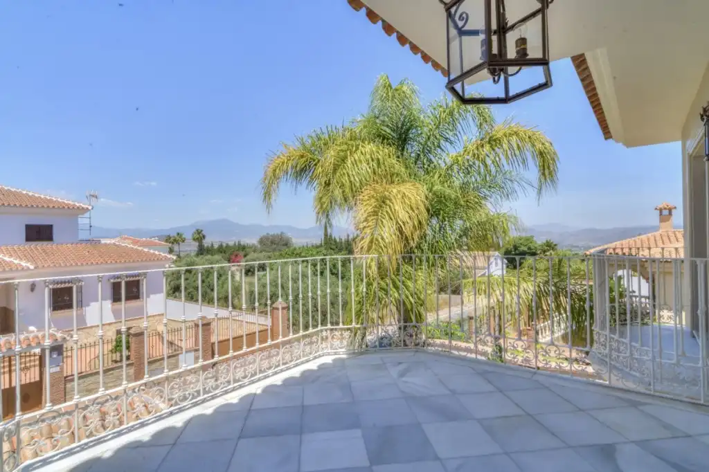 Terraza de Casa o chalet en venta en Alhaurín El Grande con Aire acondicionado, Calefacción y Jardín privado
