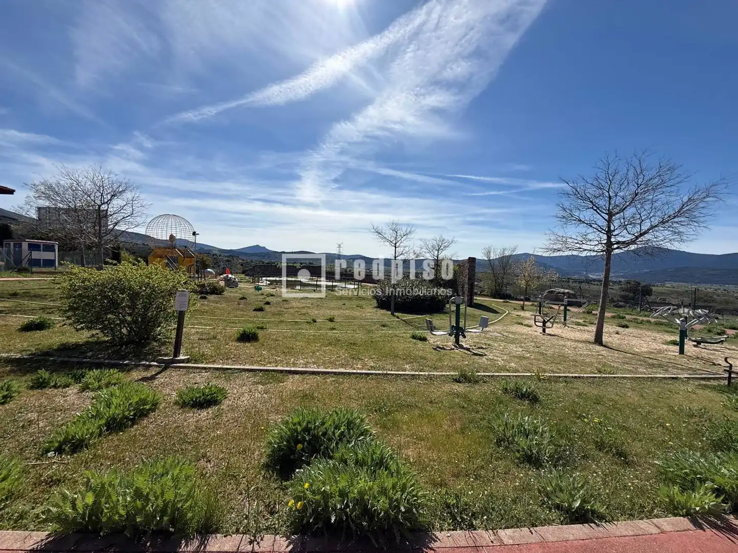 Piso en venta en El Espinar con Calefacción, Jardín privado y Parquet