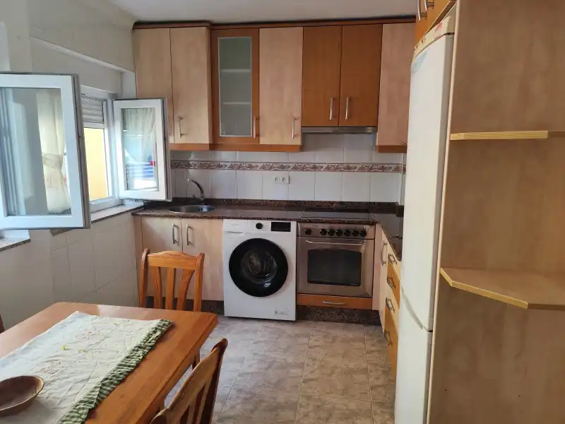Cocina de Piso en venta en Pravia con Calefacción y Amueblado