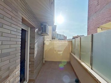 Pis amb balcó en venda a Poble Nou