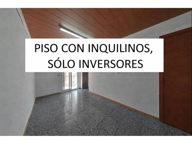 Piso en Venta en Calle Sant Ramon en El Raval