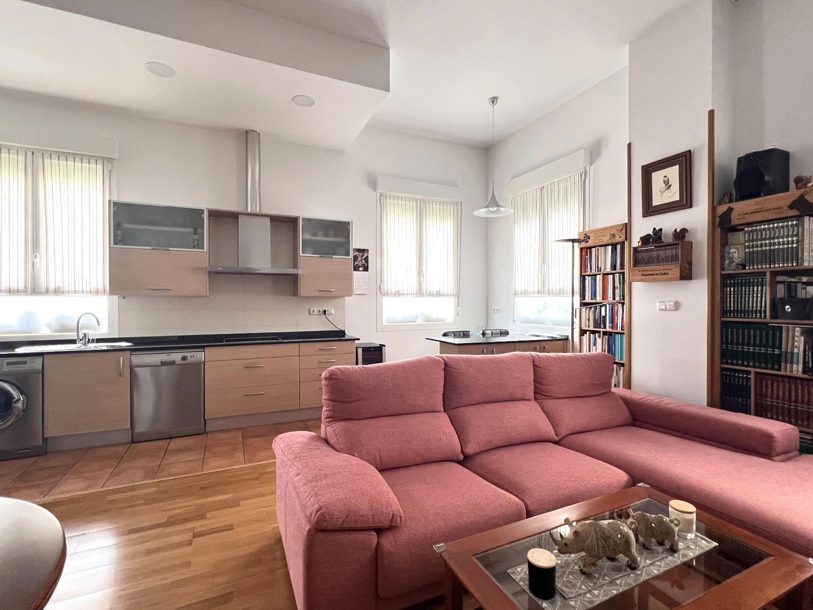 Living room of Flat for sale in Lasarte-Oria  with Air Conditioner and Heating