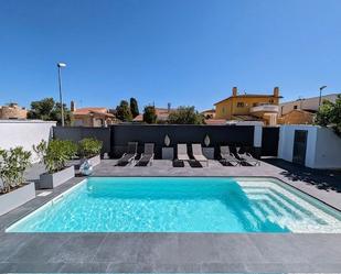 Piscina de Casa o xalet en venda en Empuriabrava amb Aire condicionat, Terrassa i Piscina