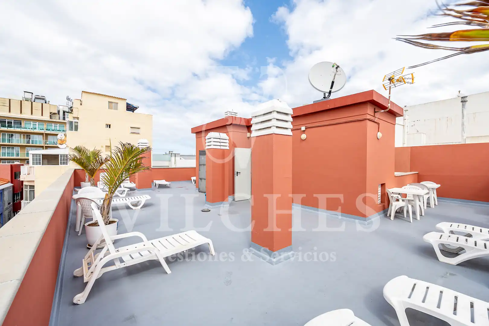 Terraza de Piso en venta en Las Palmas de Gran Canaria con Amueblado y Balcón