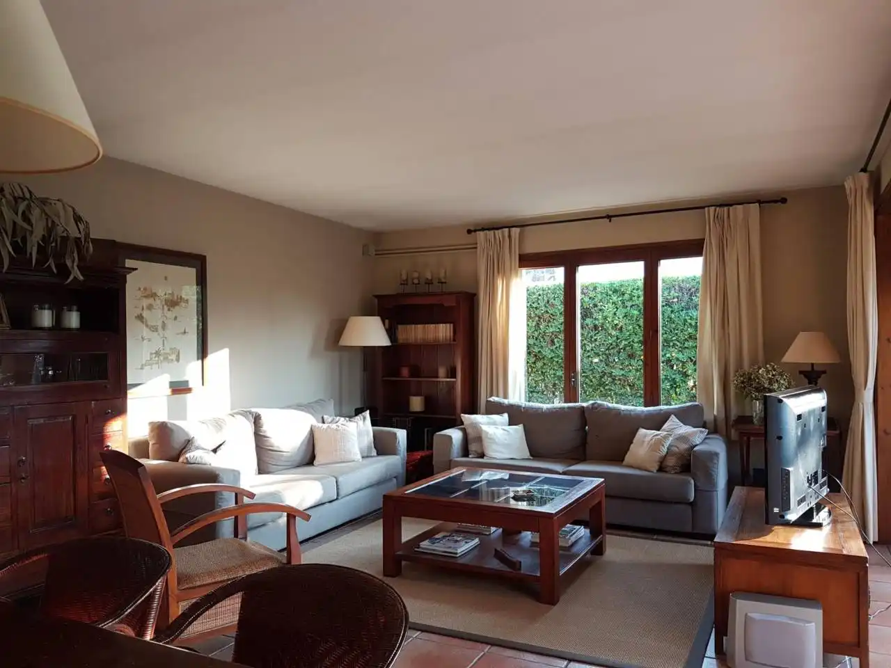 Houses for rent in Calle Clavells, Cabrils