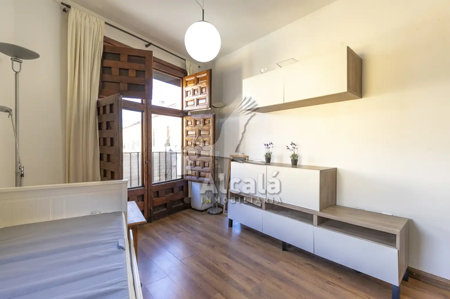 Bedroom of Flat for sale in Casco histórico