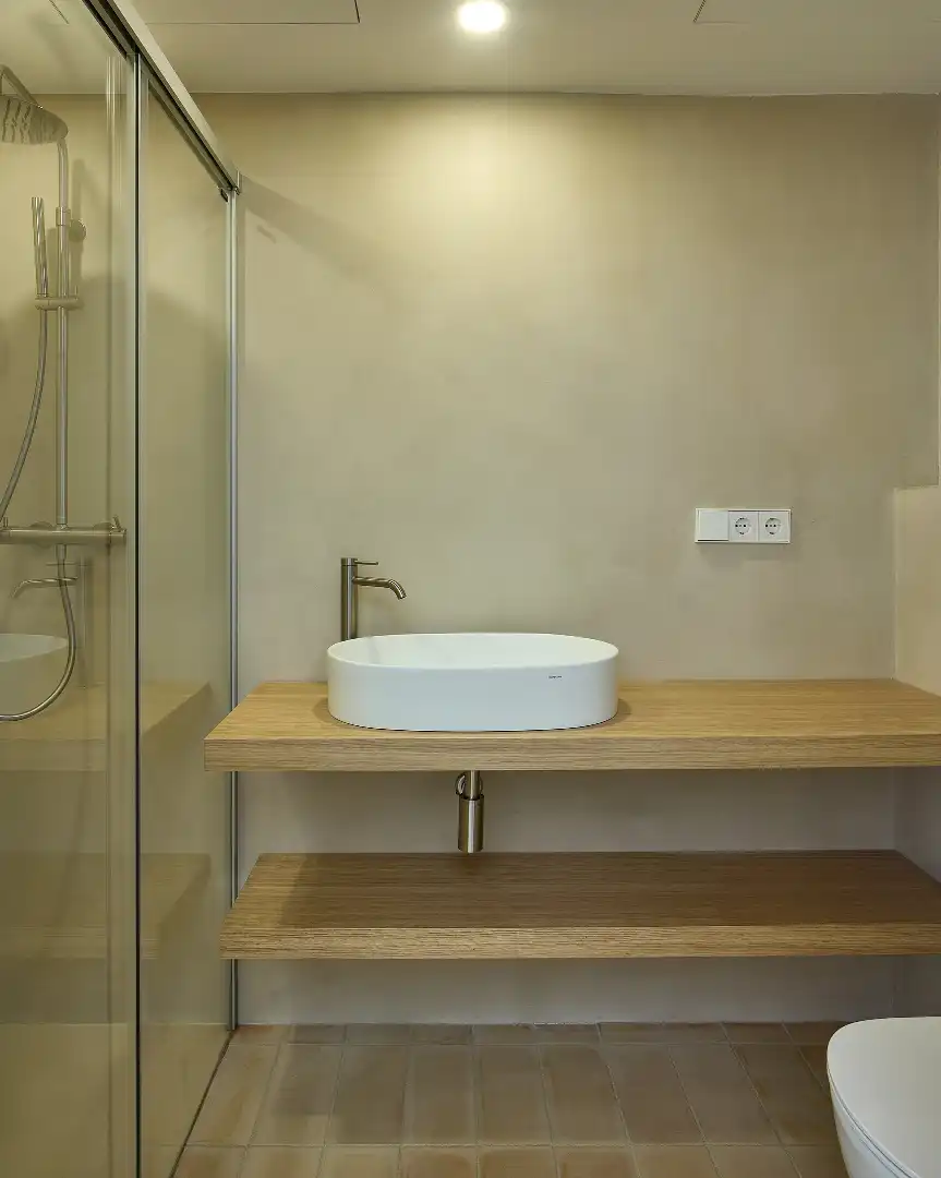 Badezimmer von Haus oder Chalet zum Verkauf in L'Escala mit Klimaanlage, Heizung und Privatgarten