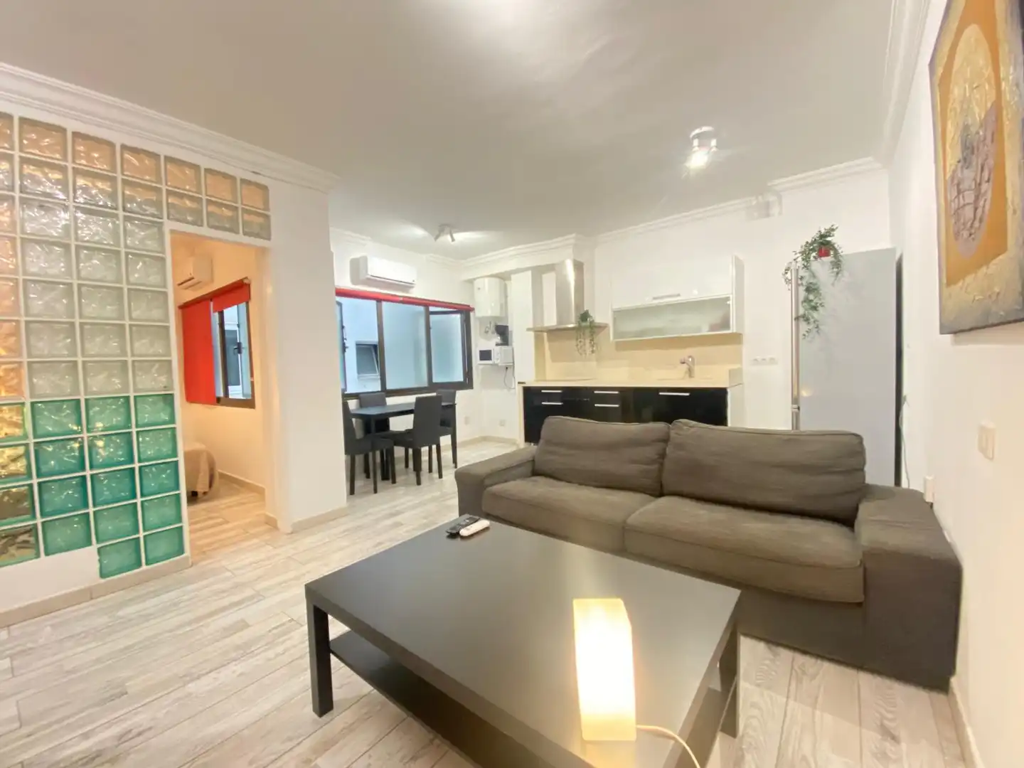 Vista exterior de Piso en venta en Las Palmas de Gran Canaria con Aire acondicionado, Parquet y Amueblado
