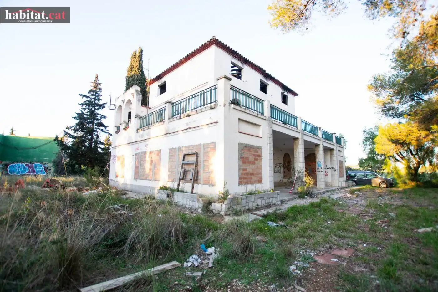 Vista exterior de Finca rústica en venta en Vilanova i la Geltrú con Jardín privado y Terraza