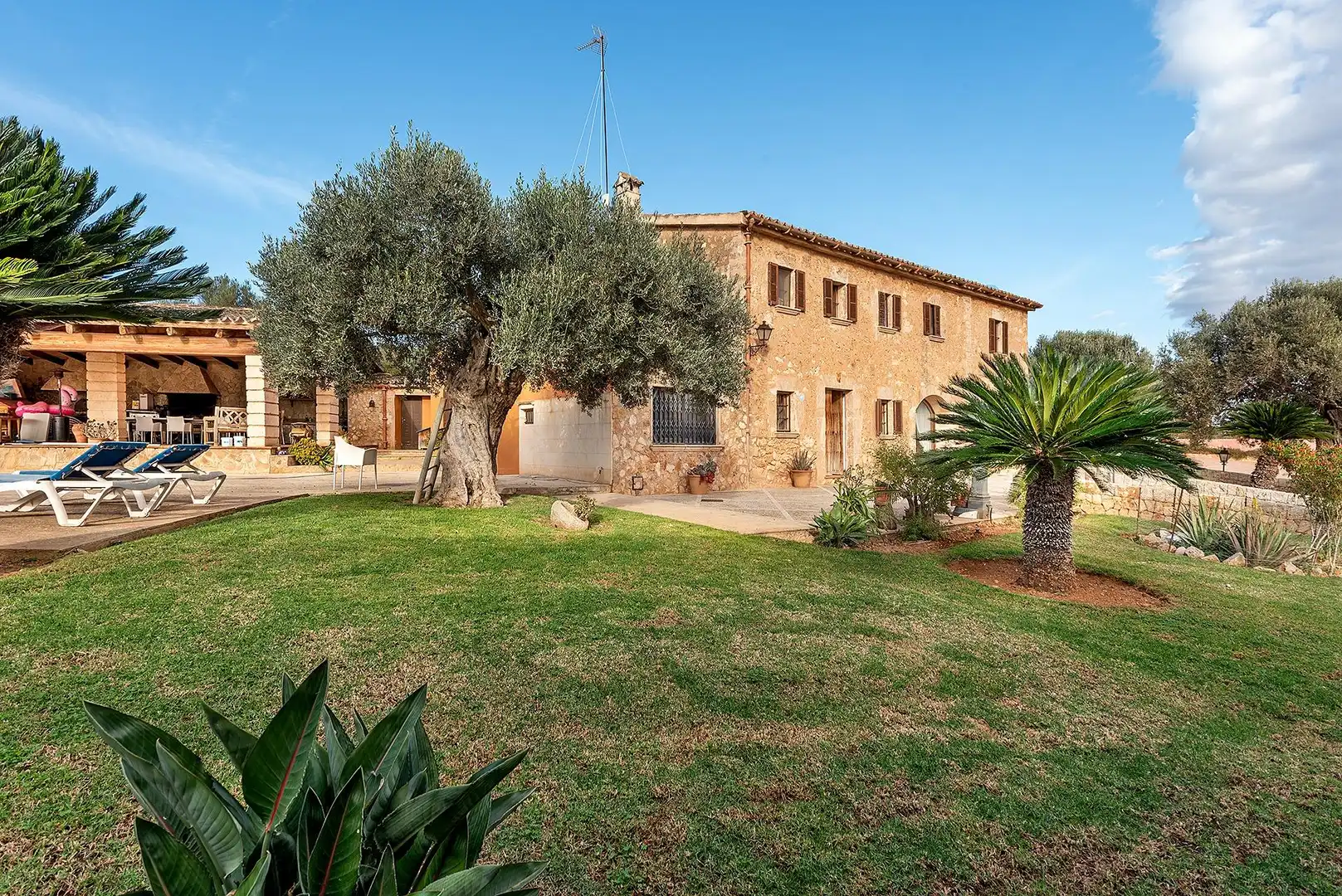 Vista exterior de Finca rústica en venta en  Palma de Mallorca con Calefacción, Jardín privado y Terraza