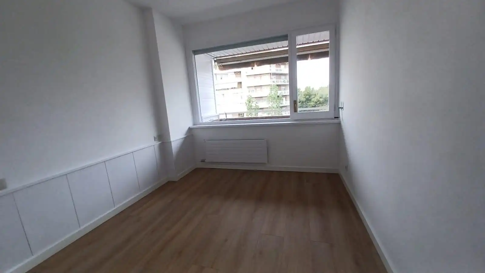 Bedroom of Flat for rent in Barcelona  with Heating, Parquet flooring and Terrace