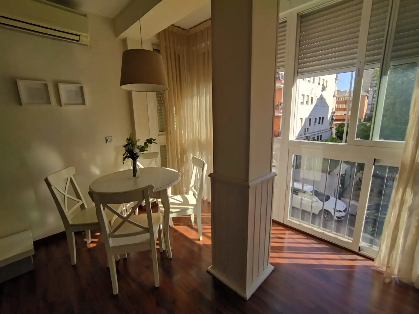 Comedor de Piso de alquiler en Sevilla con Aire acondicionado, Calefacción y Amueblado