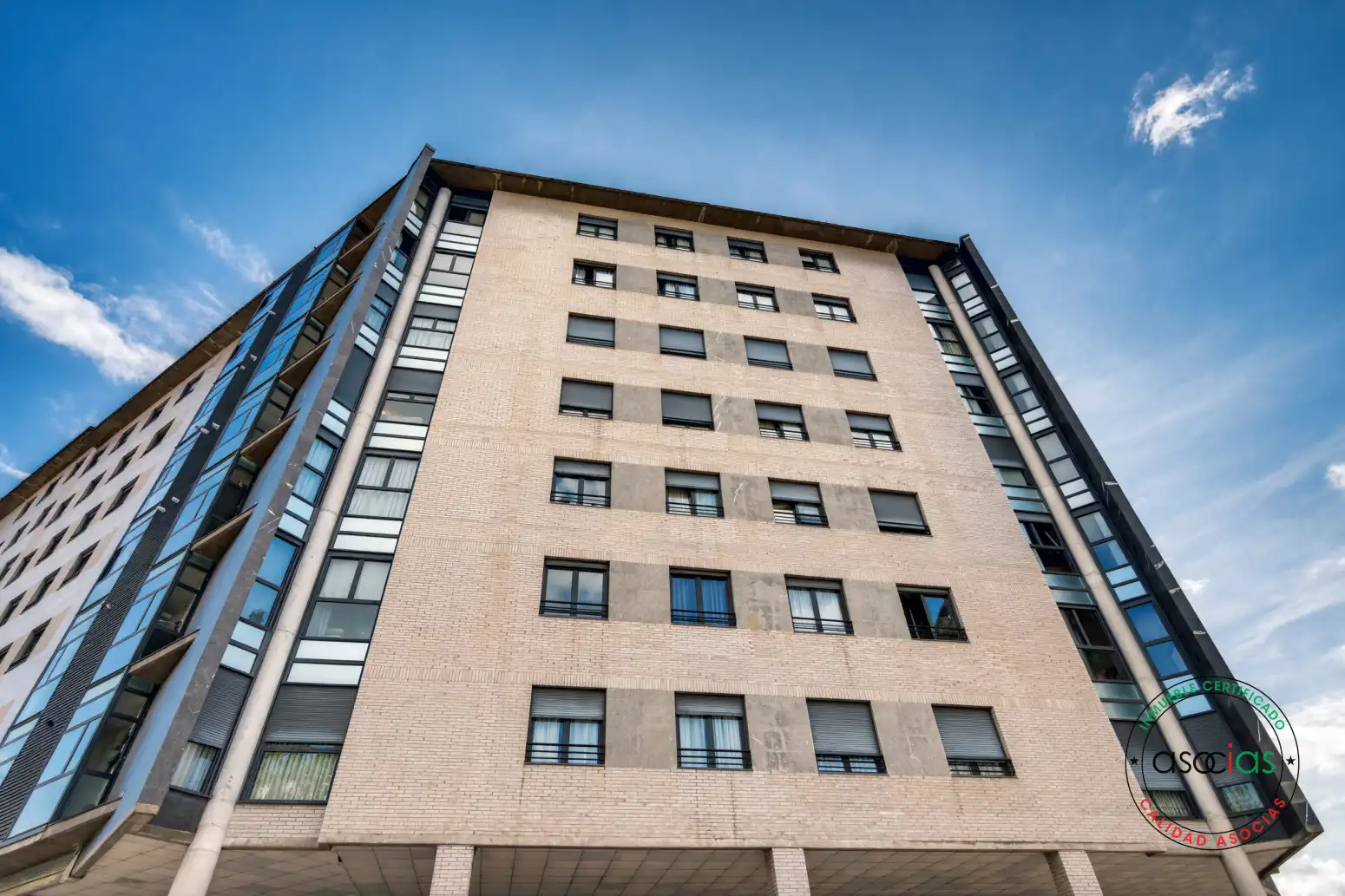 Vista exterior de Piso en venta en Vallobín - La Florida