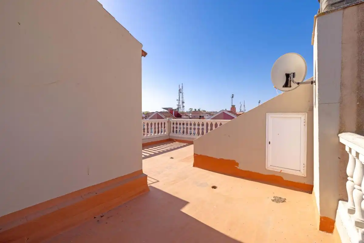 Terraza de Casa adosada en venta en Valencina de la Concepción con Aire acondicionado, Calefacción y Terraza
