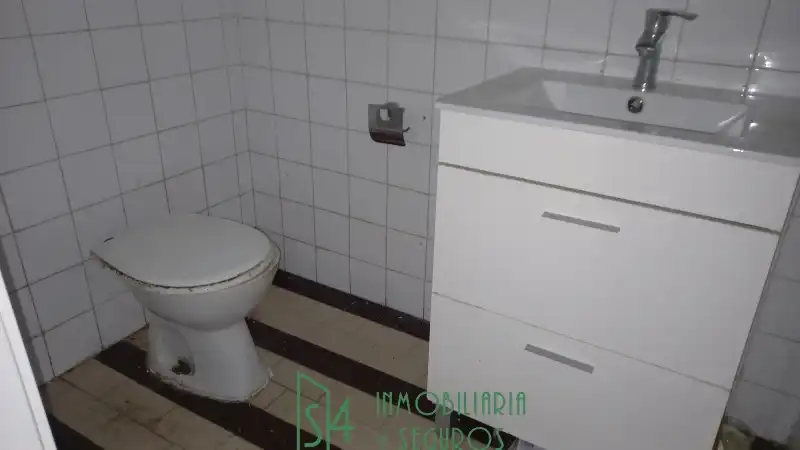 Business premises to rent in El Berrón - La Carrera, imagen 12