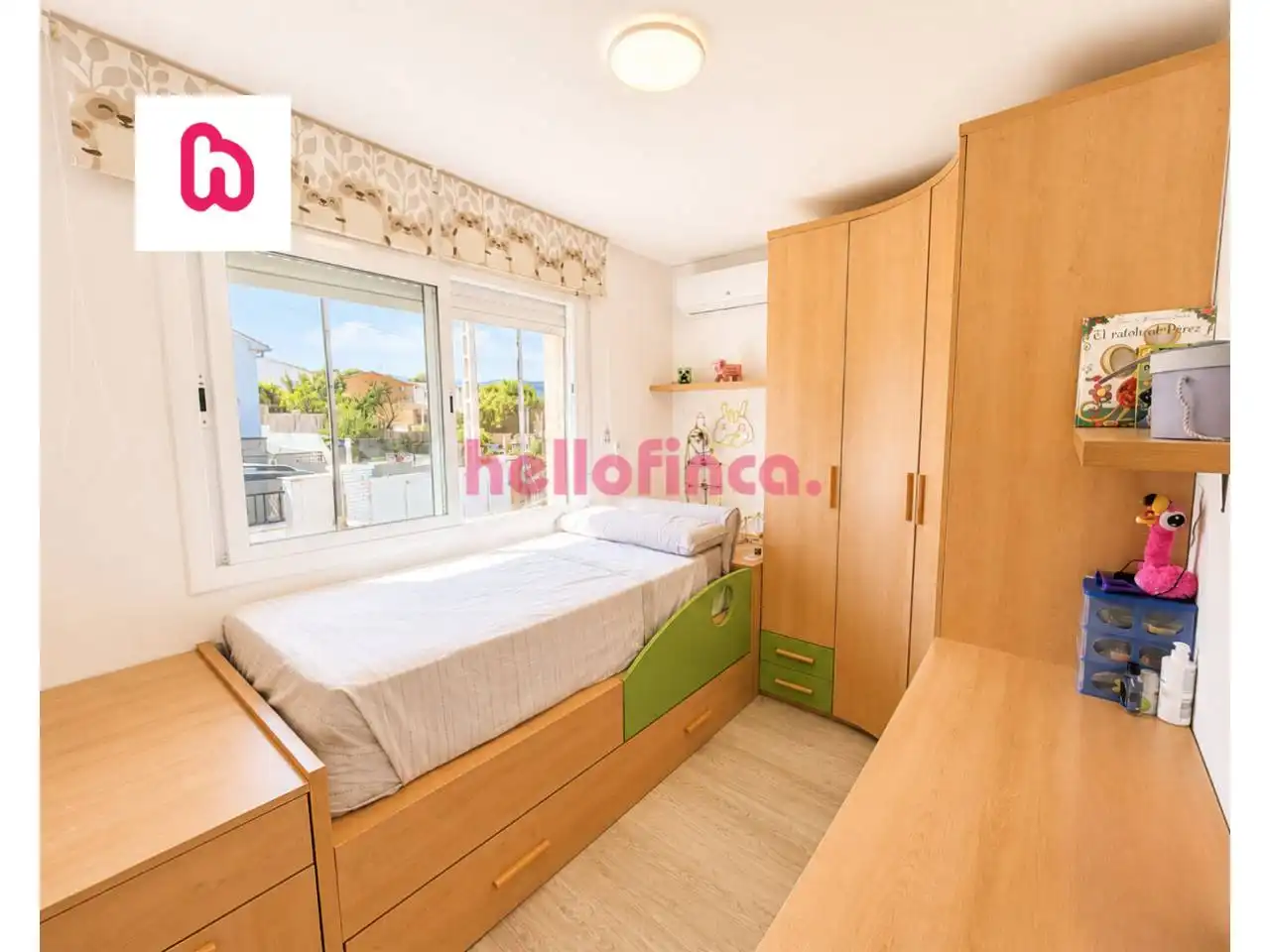 Dormitori de Casa o xalet en venda en Bigues i Riells del Fai amb Aire condicionat, Calefacció i Jardí privat